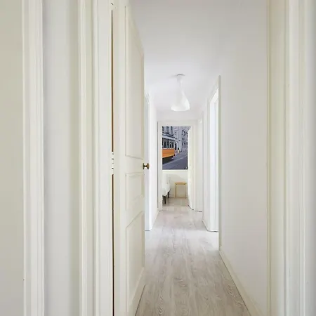 Beach & Historic City Center Apartamento Cascais